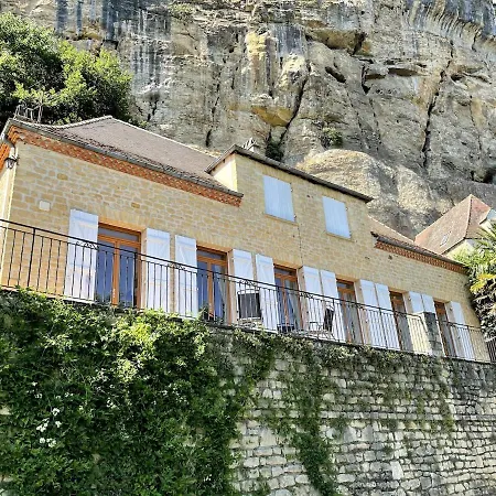 Grande Maison Avec Piscine Sous Les Falaises De La Roque Gageac
