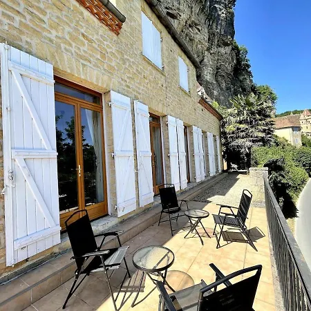 Grande Maison Avec Piscine Sous Les Falaises De La Roque Gageac